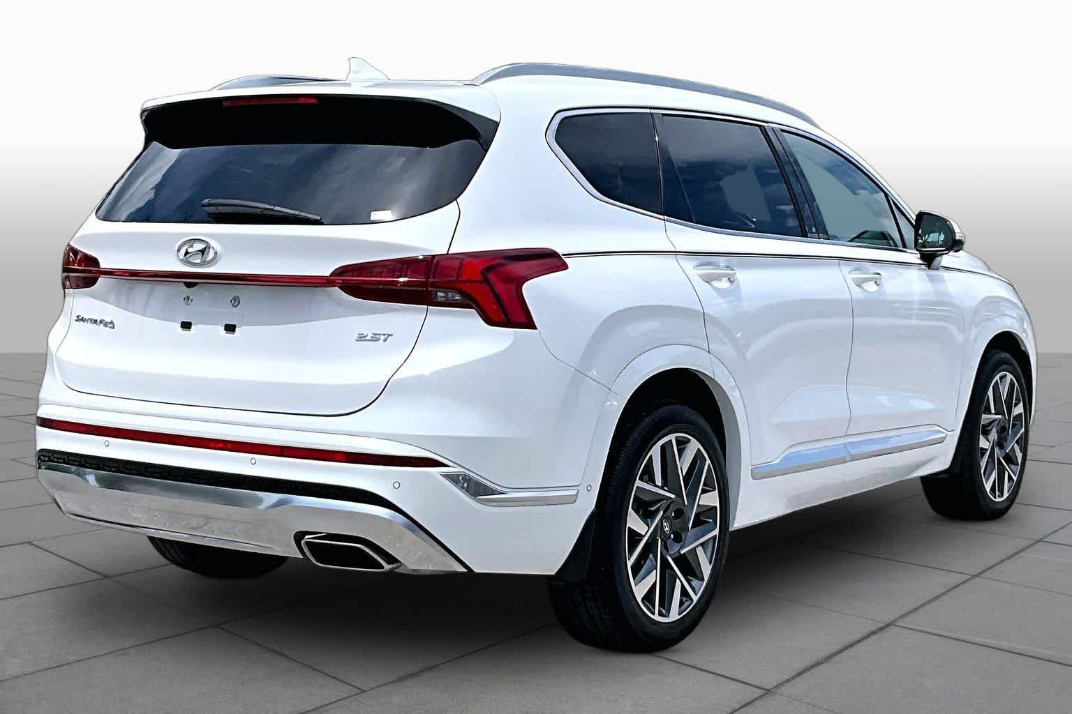 Used 2022 Quartz White Hyundai Calligraphy image 13