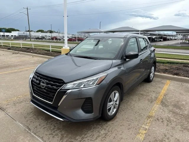 Used 2024 Gray Nissan S image 2