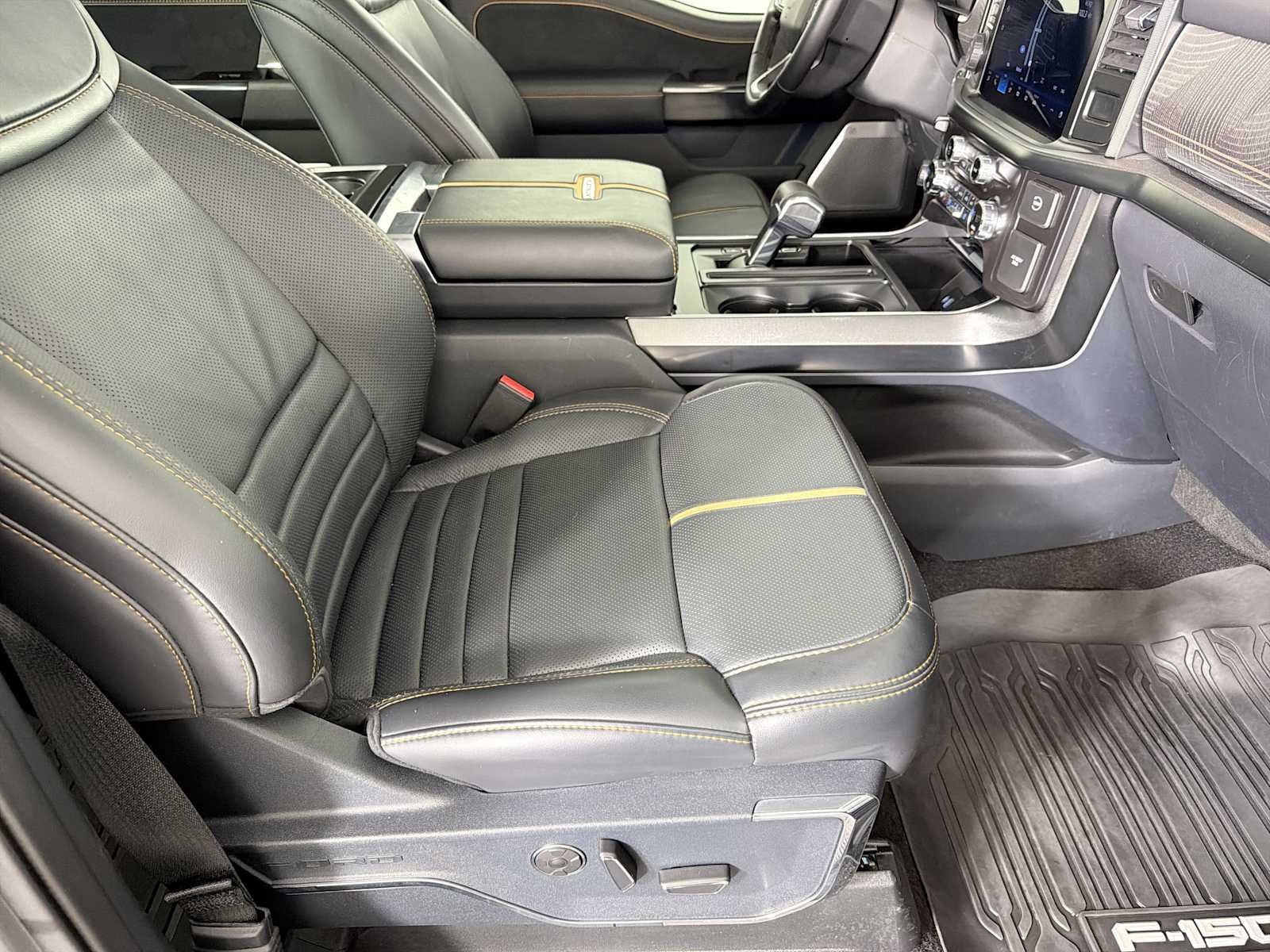 Used 2021 Carbonized Gray Metallic Ford Platinum image 13