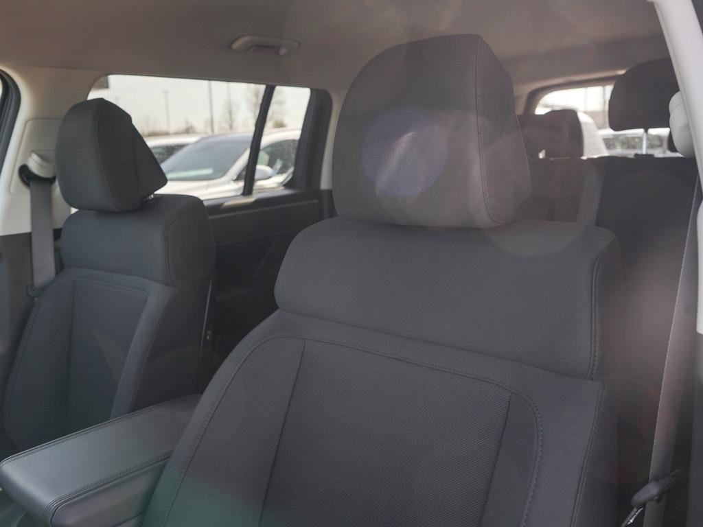 New 2026 Hampton Gray Hyundai SE FWD image 46
