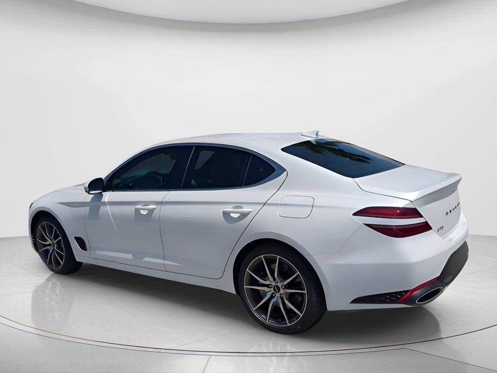 2026 GENESIS G70 Standard - Photo 7