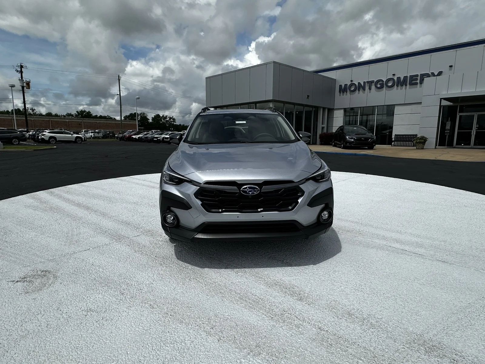 New 2026 ICE SILVER METALLIC Subaru Limited Hybrid image 2