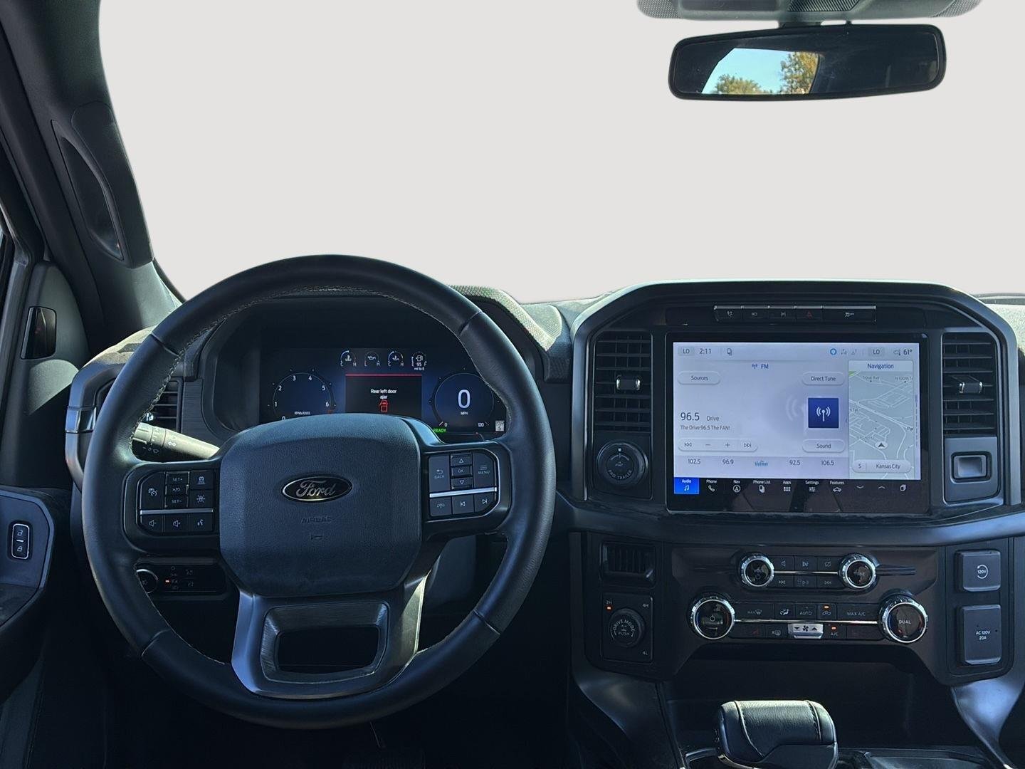 Used 2024 Oxford White Ford XLT image 5
