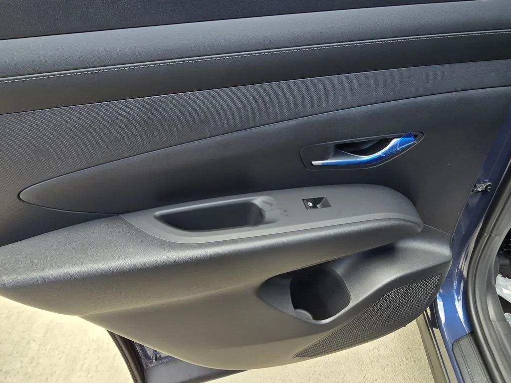 New 2026 Blue Hyundai SE image 12