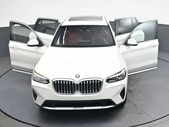 Used 2023 White BMW sDrive30i image 39
