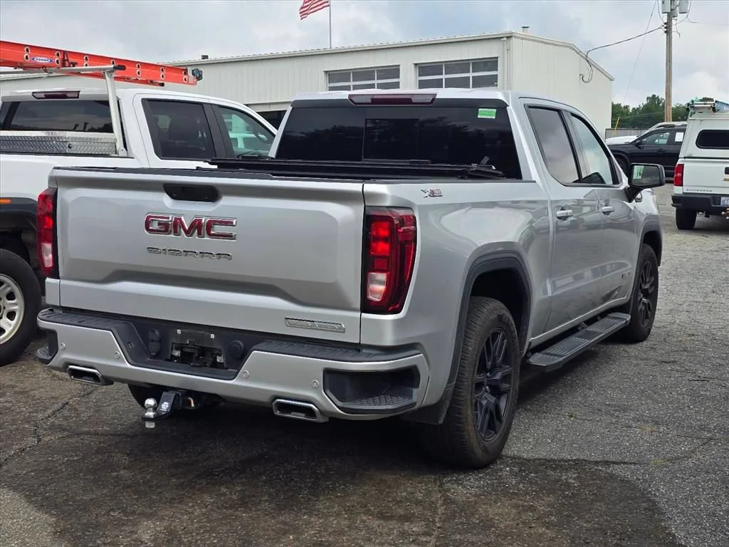 Used 2021 QUICKSILVER METALLIC GMC Elevation image 6