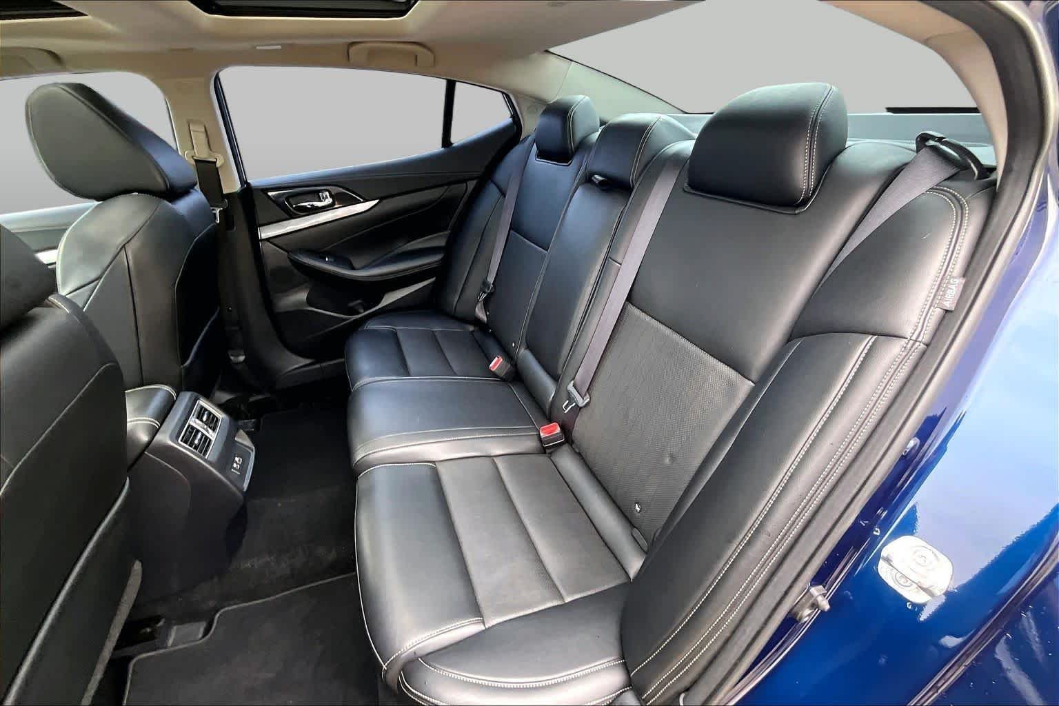 Used 2019 Deep Blue Pearl Nissan SL image 18