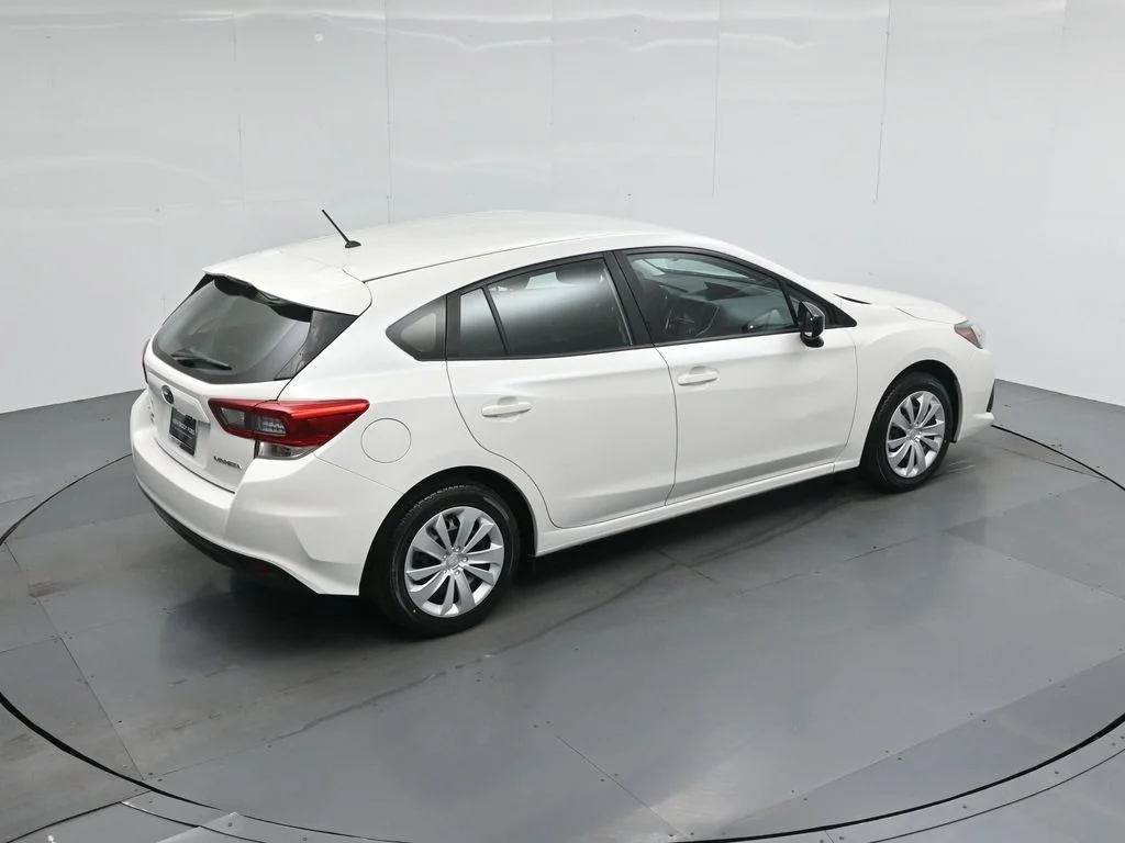 Used 2021 White Subaru Base image 34