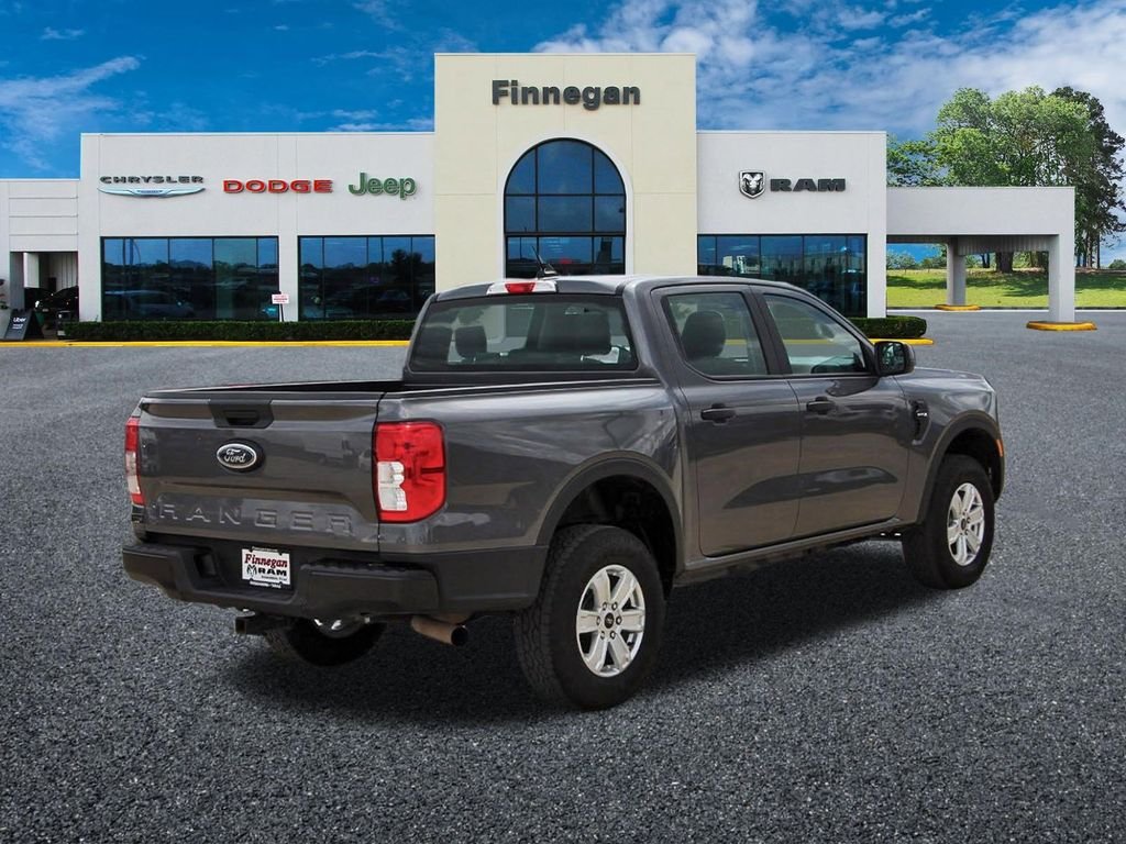 Used 2025 Gray Ford XL image 7
