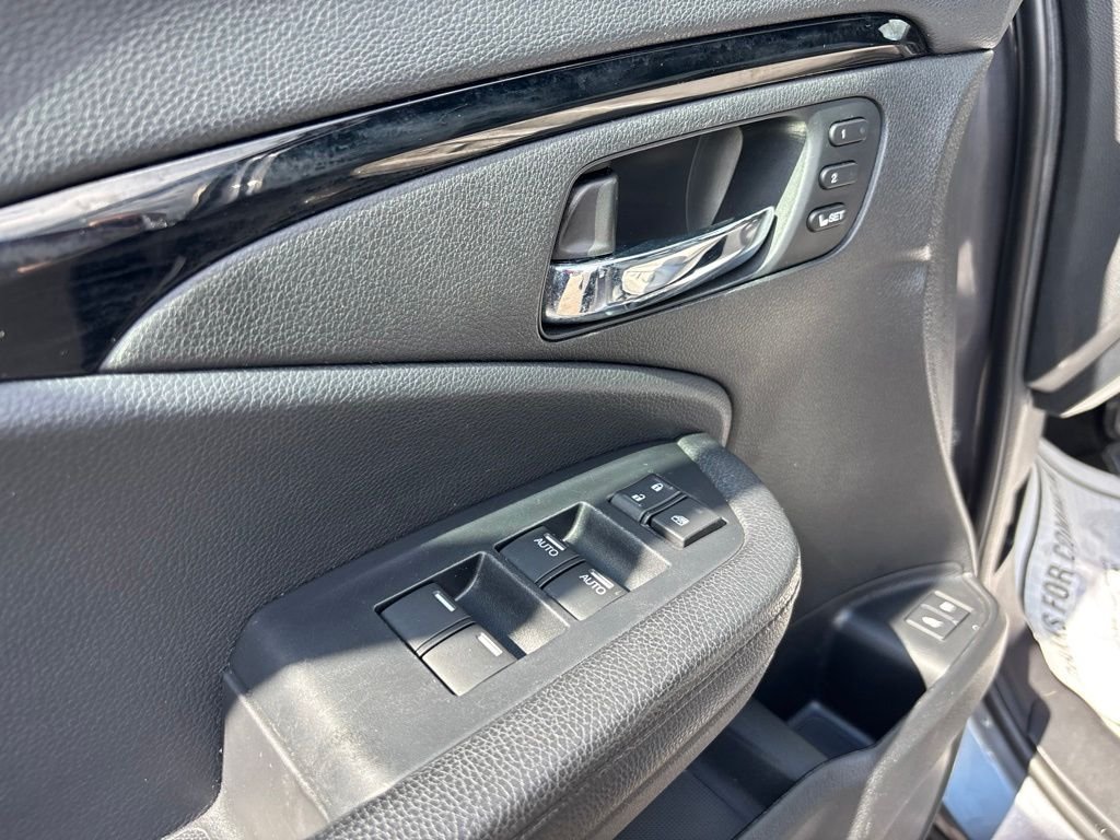 Used 2021 Gray Honda Touring image 14