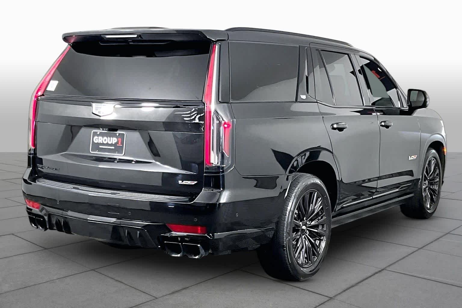 Used 2024 Black Diamond Tricoat Cadillac AWD V-Series image 12
