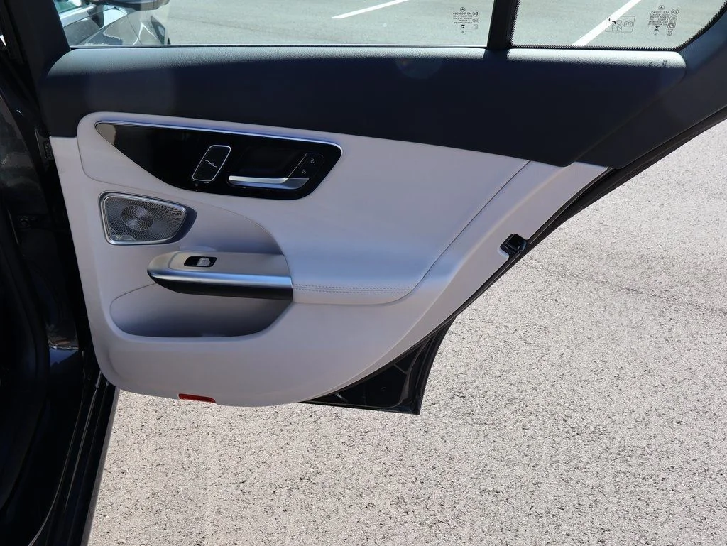 2025 Mercedes-Benz C-Class Sedan C 300 - Photo 13