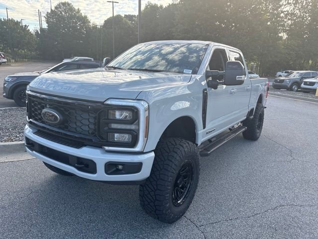 New 2026 Avalanche Ford Lariat image 4