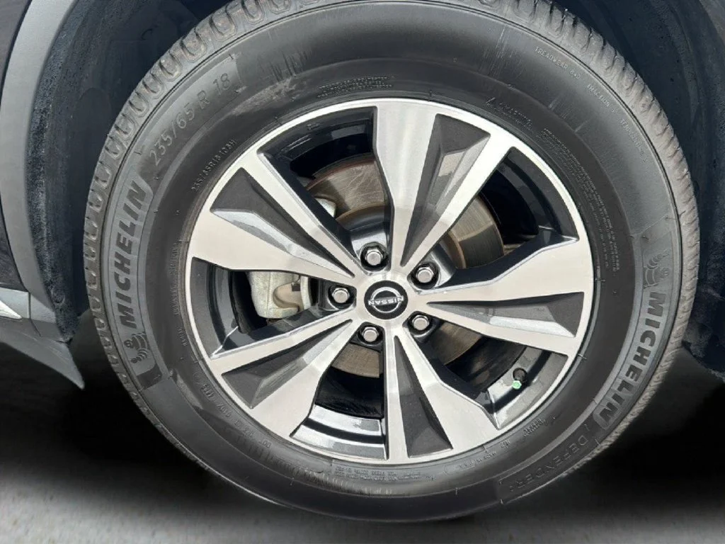 Used 2023 Black Nissan SV image 35