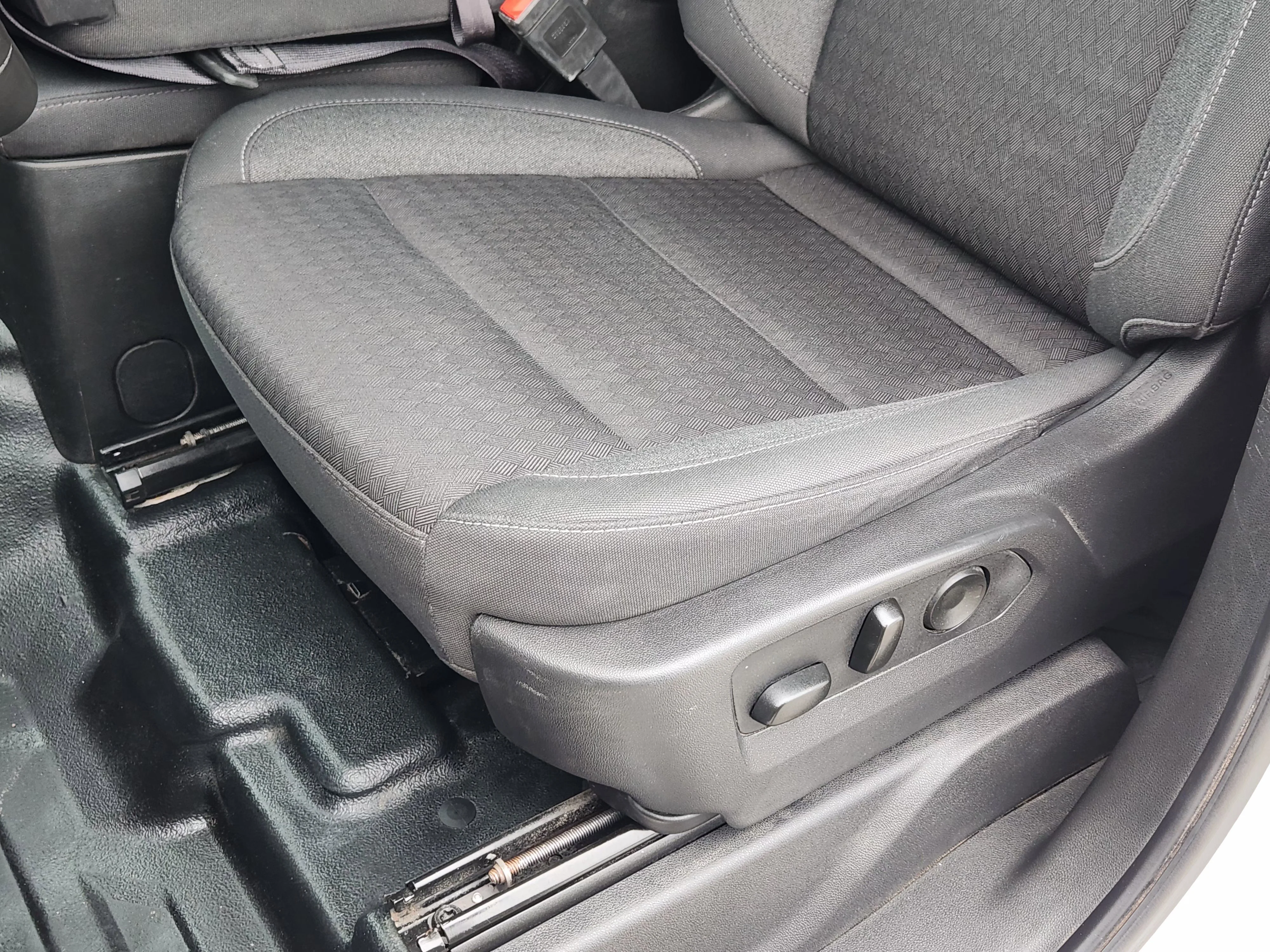 Used 2025 Summit White Chevrolet LT LT1 image 25