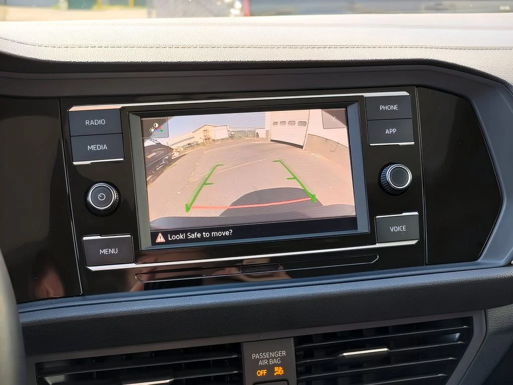 2024 Volkswagen Jetta SE - Photo 18