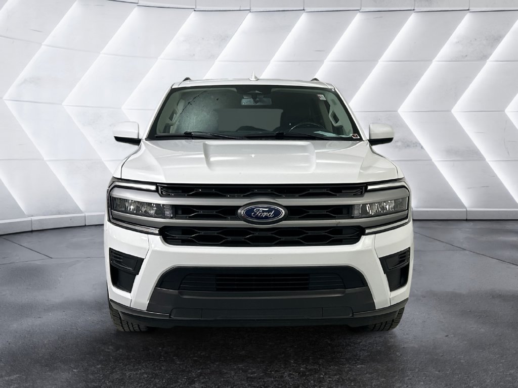Used 2024 White Ford XLT image 2