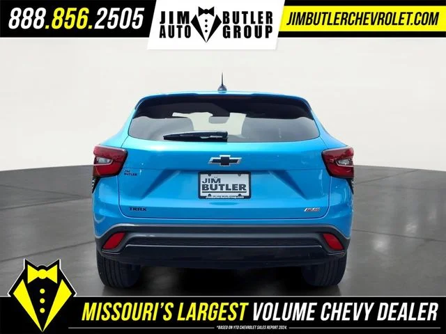 Certified Used 2026 Blue Chevrolet 1RS image 22