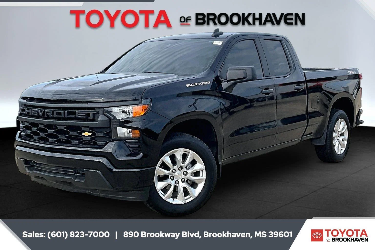 Used 2023 Black Chevrolet Custom image 10