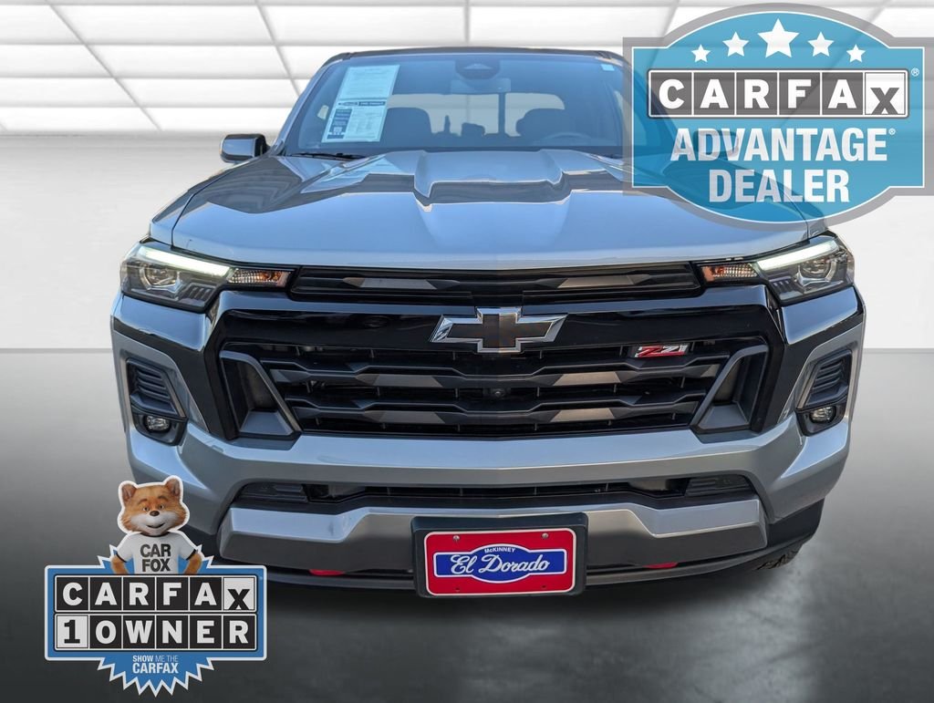 Used 2025 Gray Chevrolet Z71 image 26