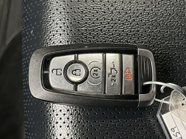 Used 2024 White Ford LARIAT image 33