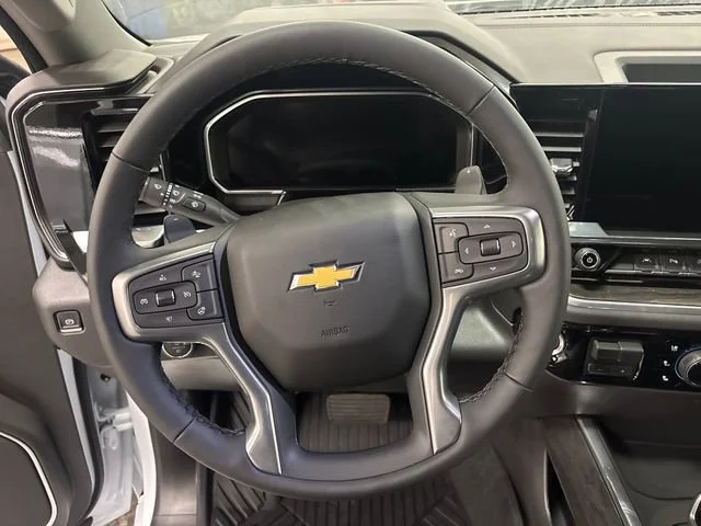 2026 Chevrolet Silverado 1500 LTZ - Photo 16