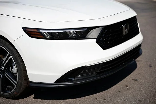 New 2026 Platinum White Pearl Honda SE image 18