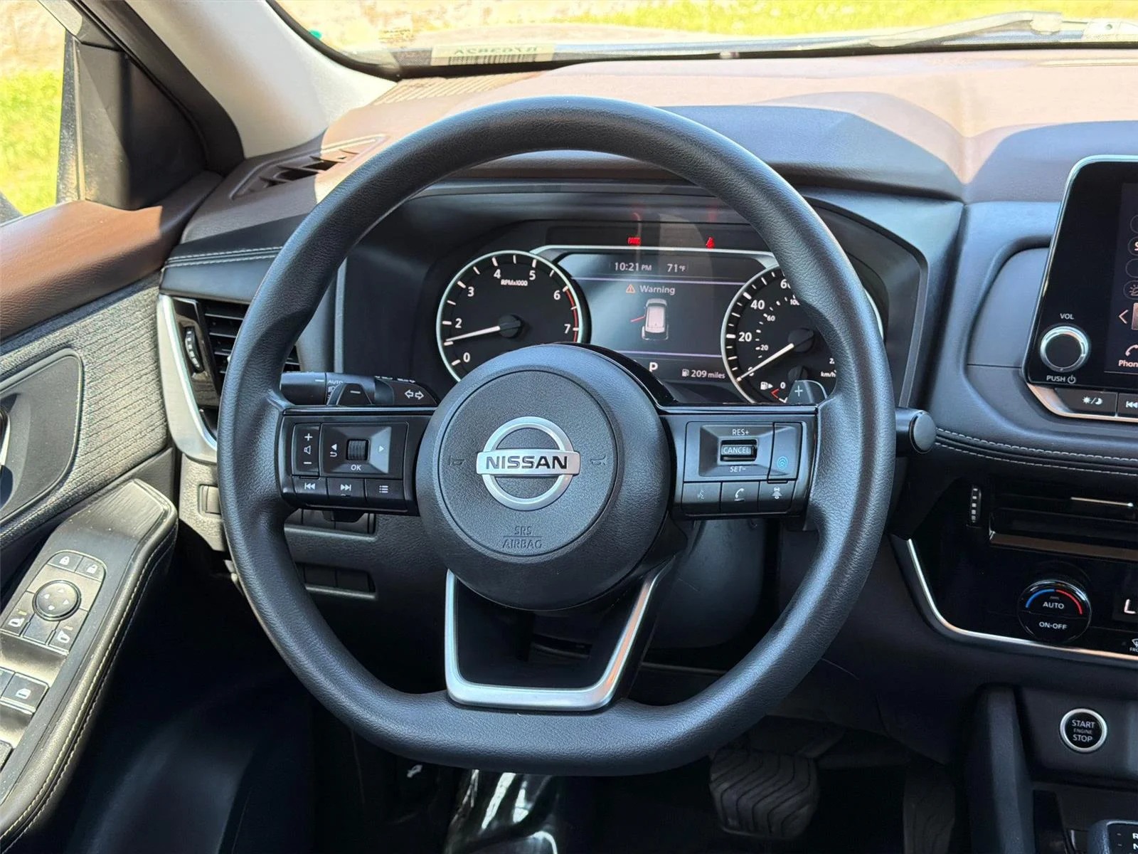 Used 2021 Gun Metallic Nissan SV image 15