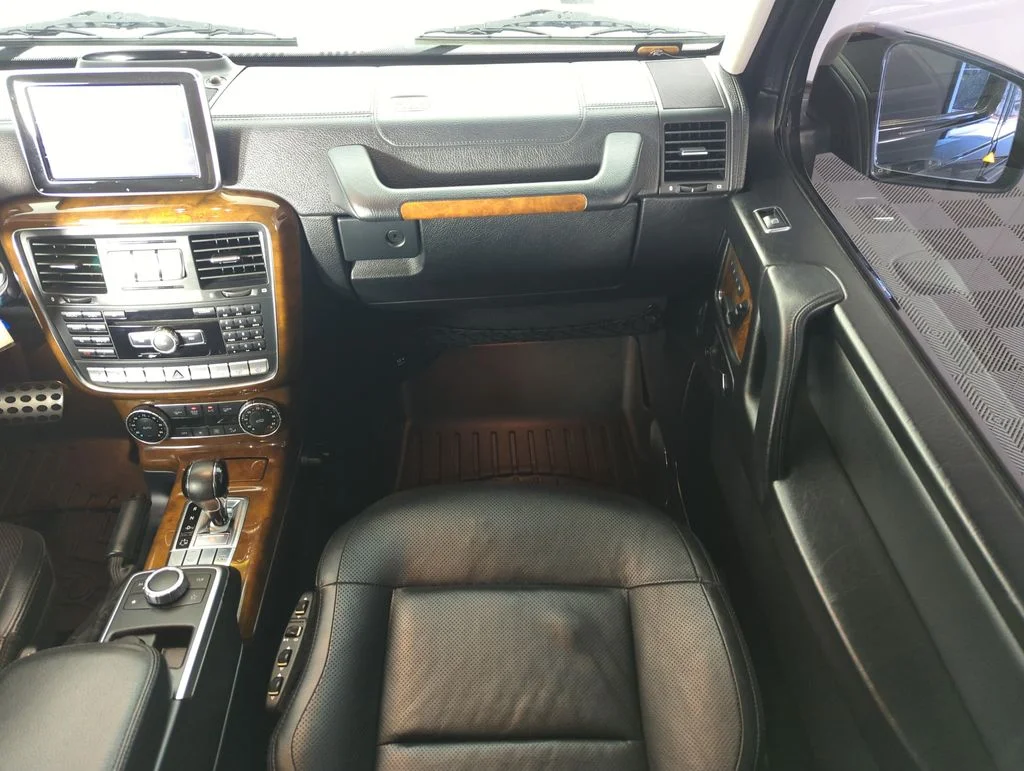 Used 2013  Mercedes-Benz G 550 image 15