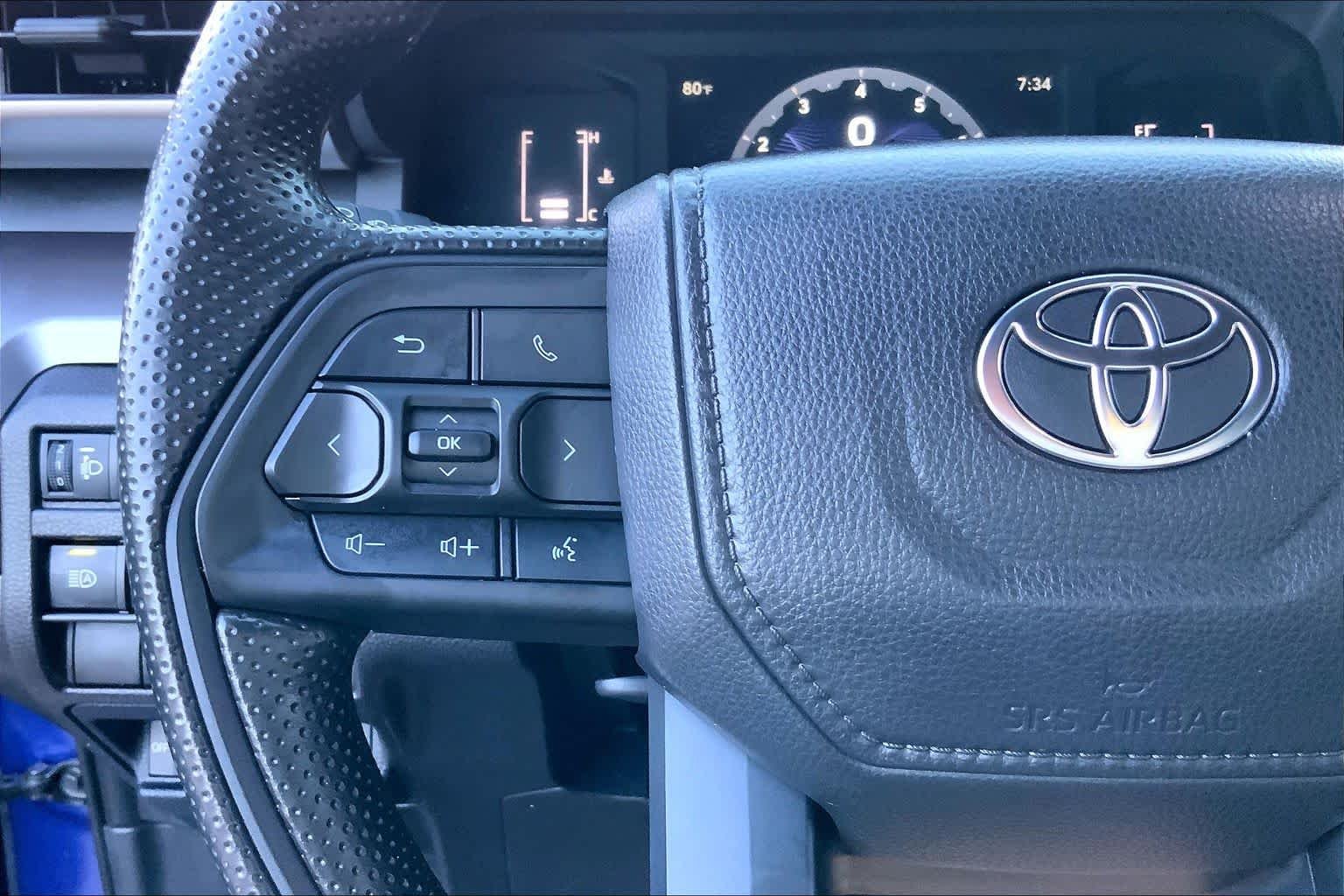 Used 2025 Blue Crush Metallic Toyota SR5 image 23