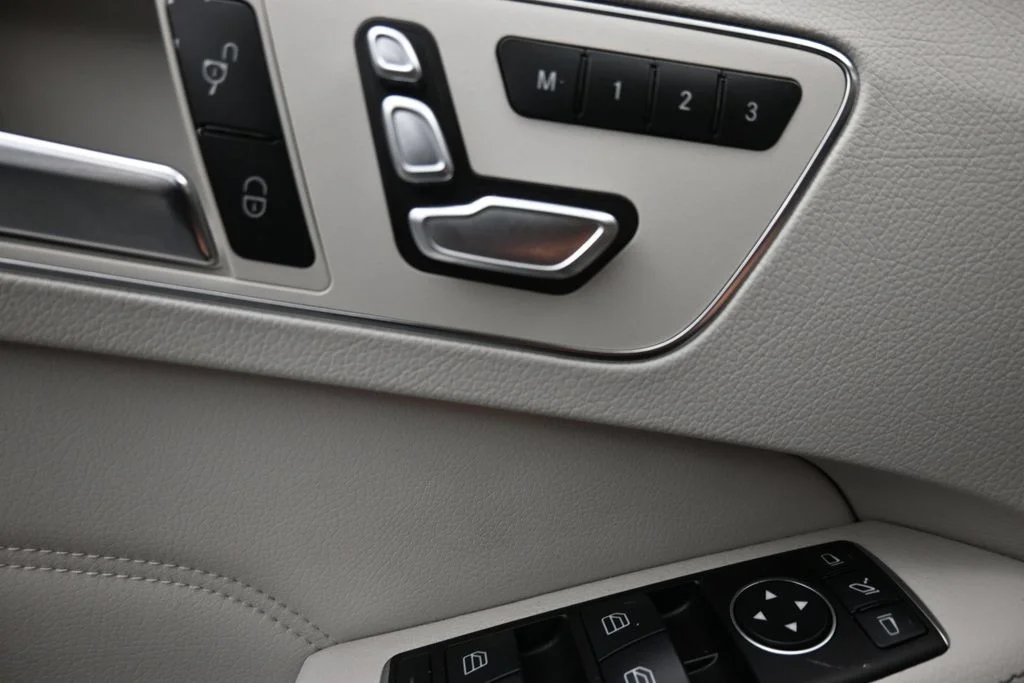 Used 2016 Black Mercedes-Benz E 350 image 17