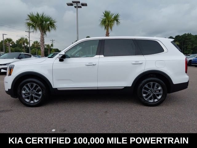 Used 2024 White Kia LX image 8