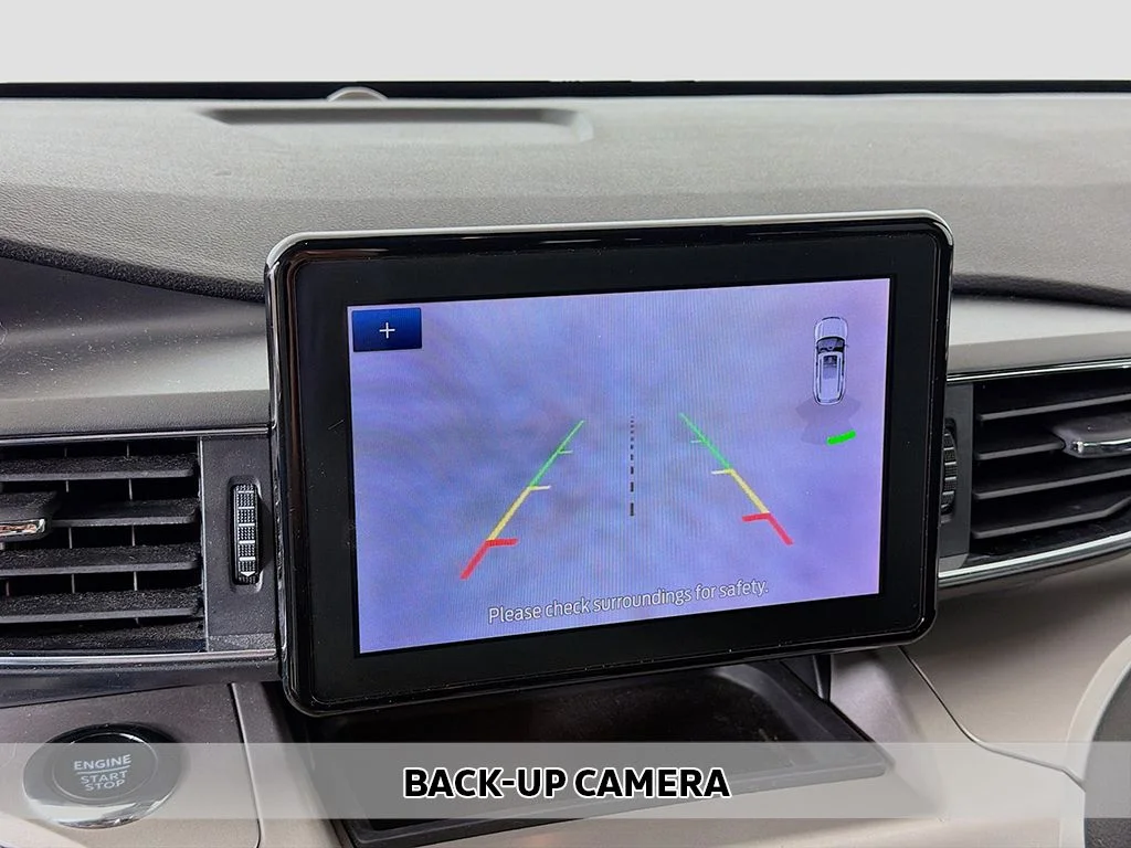 Used 2024 Black Ford XLT image 4