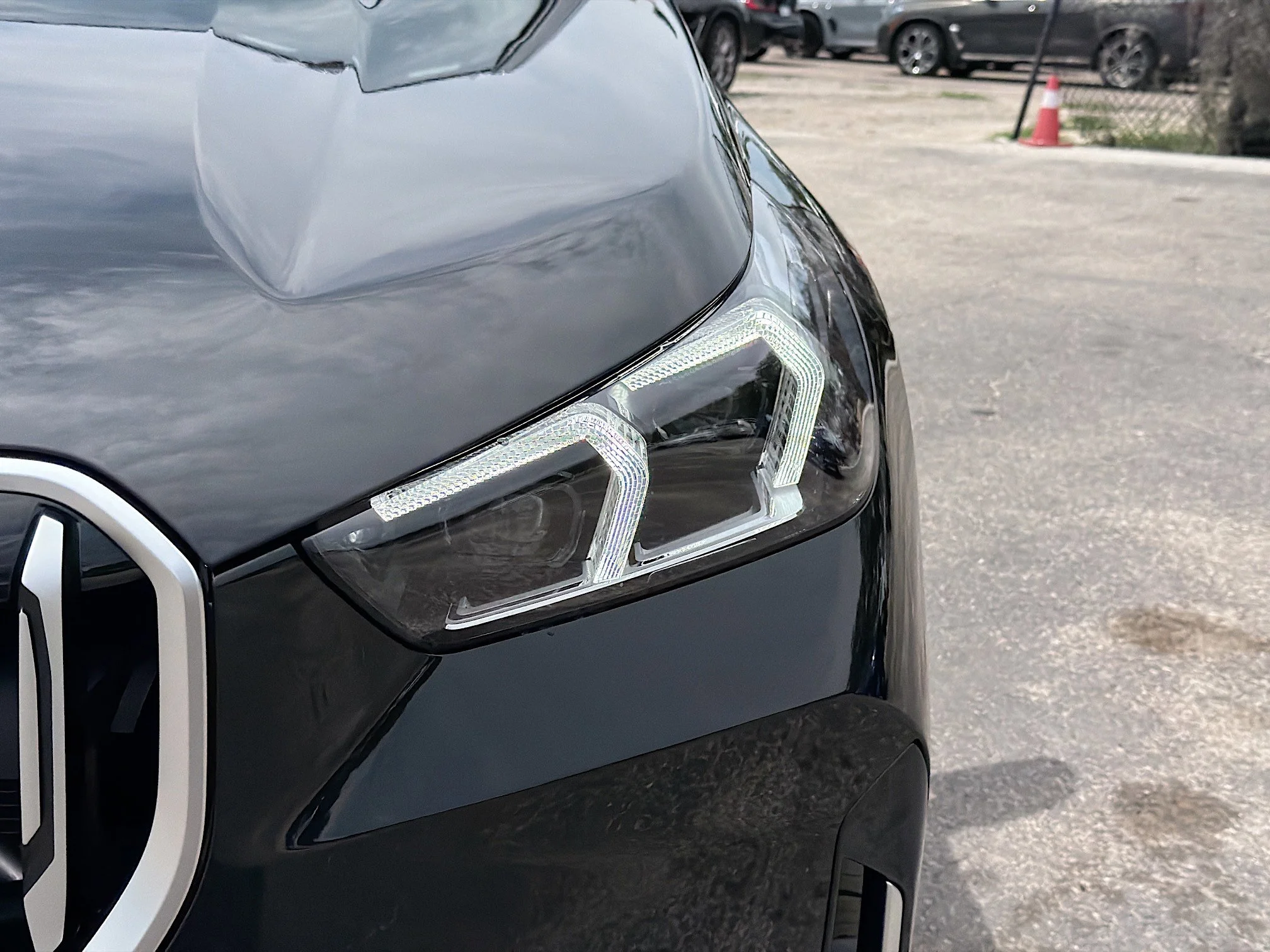 New 2026 Black Sapphire Metallic BMW xDrive28i image 9