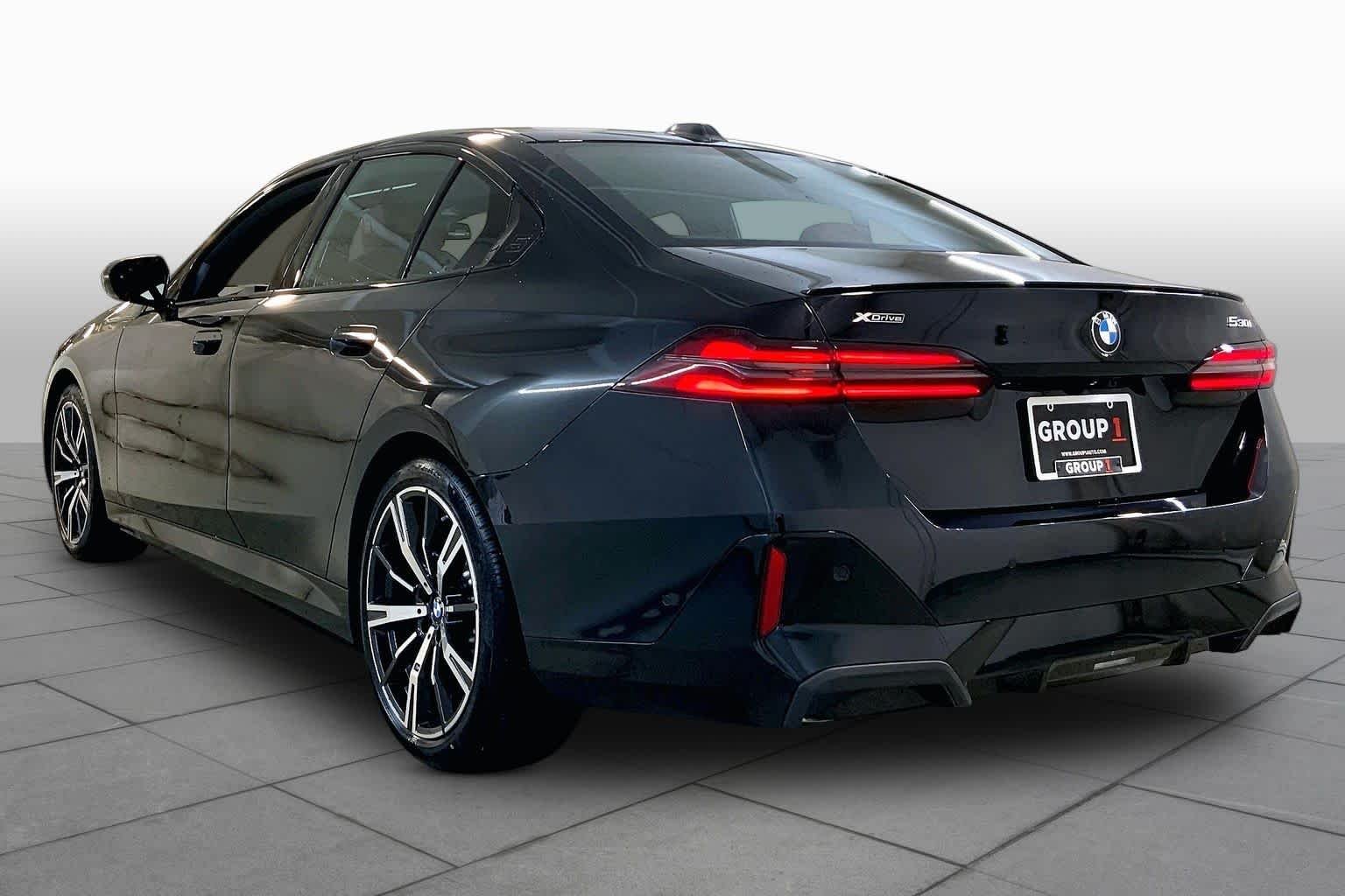 New 2027 Black Sapphire Metallic BMW 530i xDrive image 12