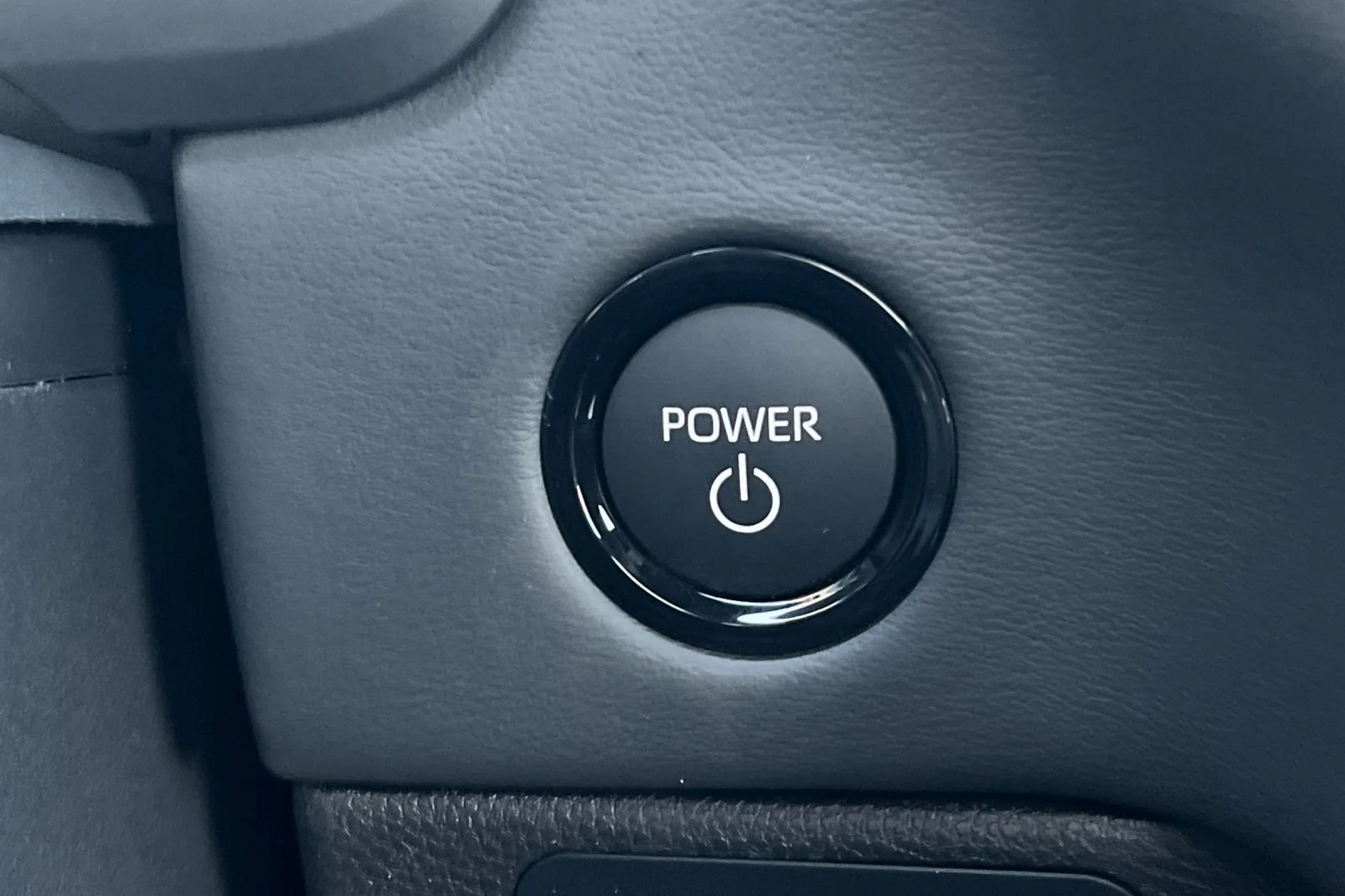 2026 Toyota Tundra Platinum - Photo 18