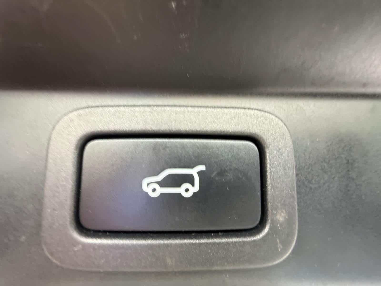 Used 2022 Santorini Black Metallic Land Rover HSE Dynamic image 32