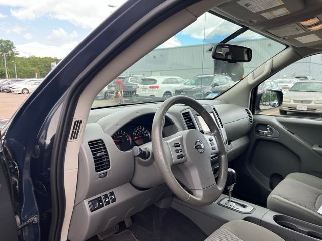 Used 2020 Blue Nissan SV image 11