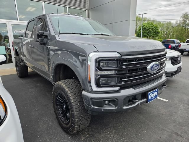 2026 Ford F-350 Platinum 4x4 Crew Cab 6-3/4' Box SRW's photo