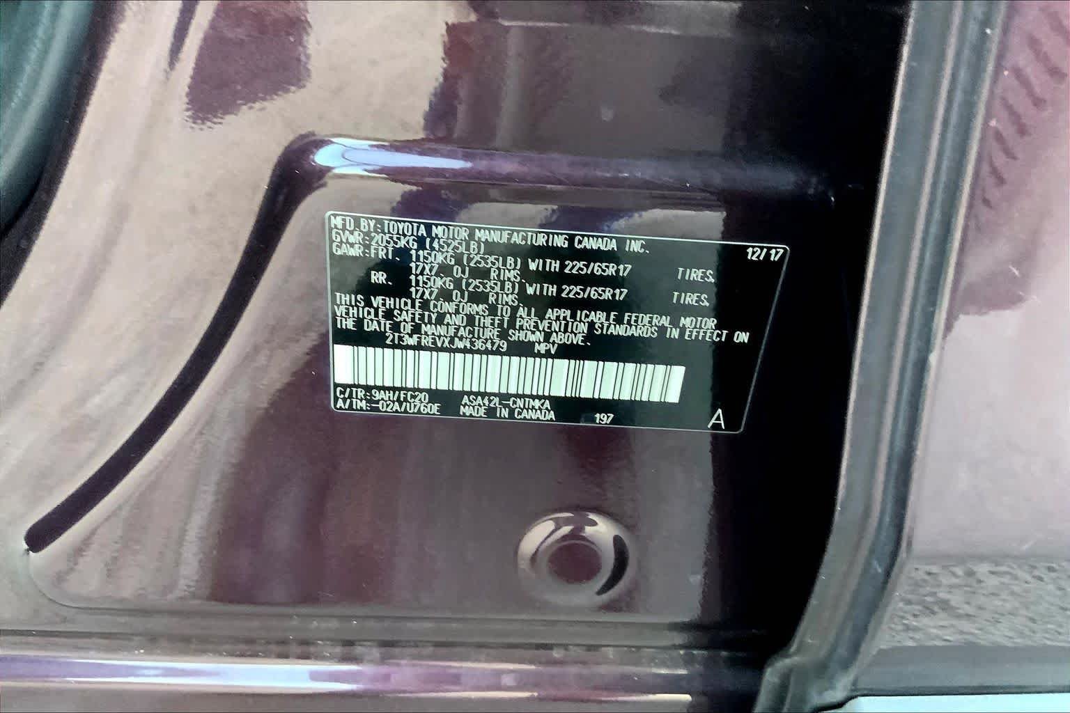 Used 2018 Black Currant Metallic Toyota XLE image 33