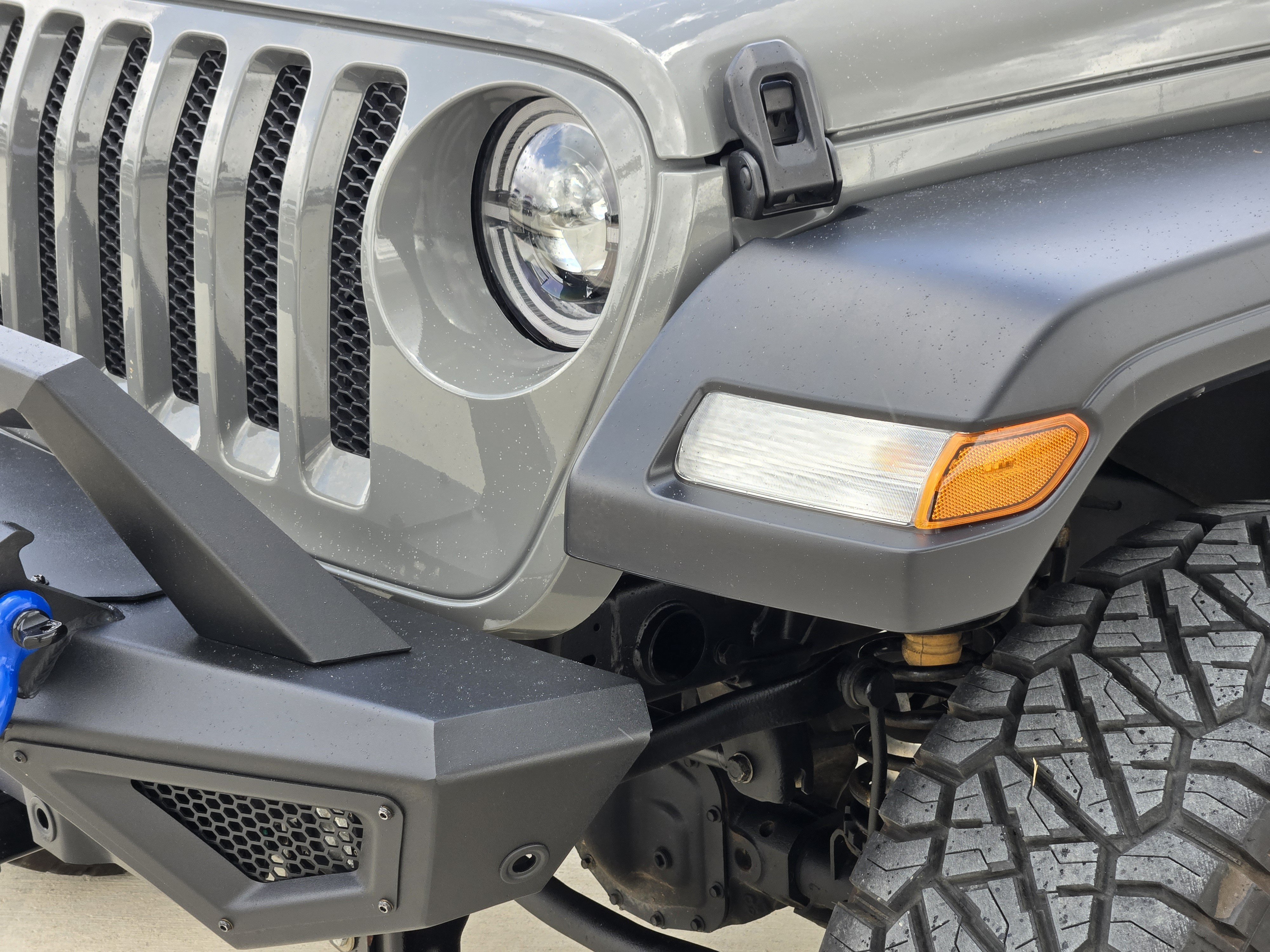 Used 2023 Sting-Gray Clearcoat Jeep Sport S image 9