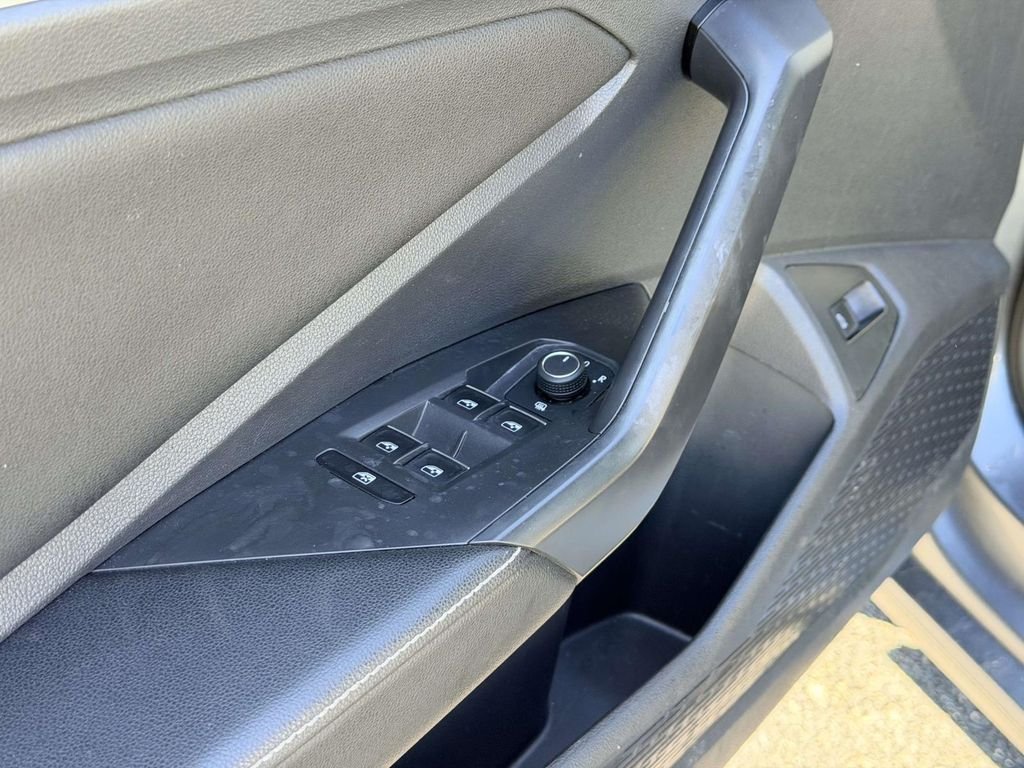 Used 2025 Gray Volkswagen 1.5T Sport image 22