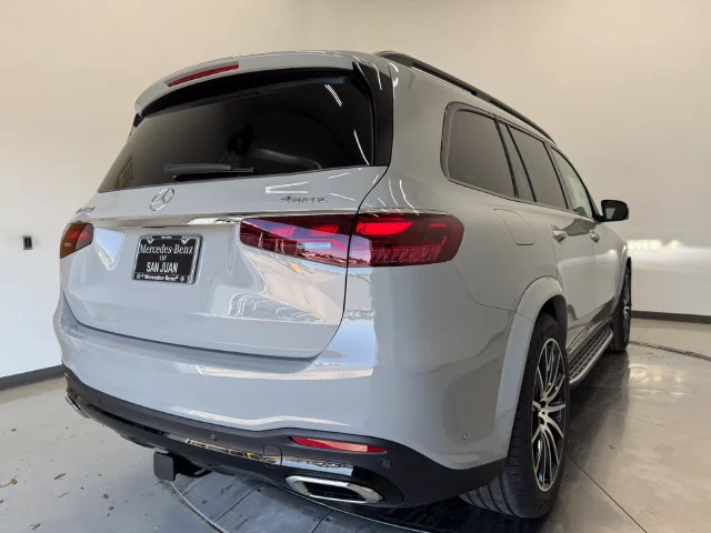 New 2026 MANUFAKTUR Alpine Gray Mercedes-Benz GLS 450 image 32