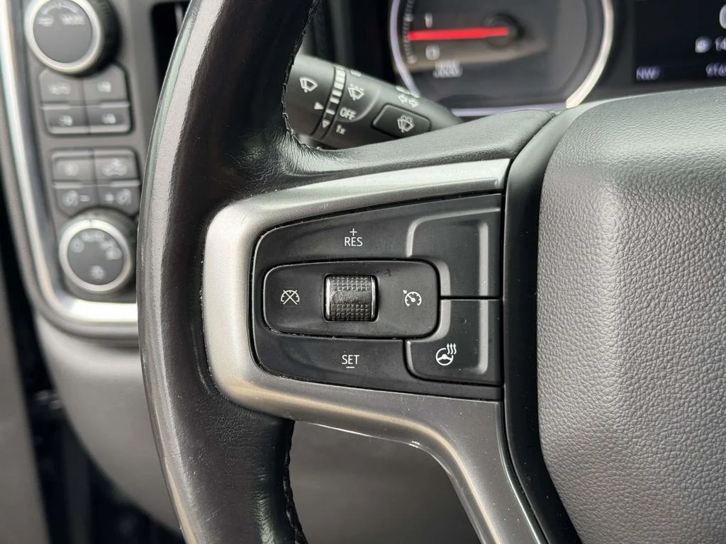 Used 2022 Black Chevrolet RST image 21