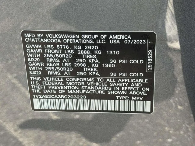 Used 2024 Gray Volkswagen 2.0T SEL R-Line image 30