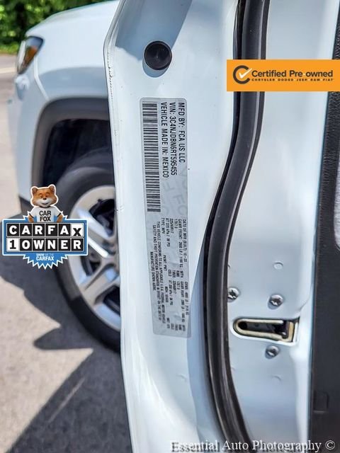 Used 2024 White Jeep Latitude image 15
