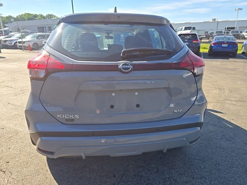 Used 2023 Gray Nissan SV image 6