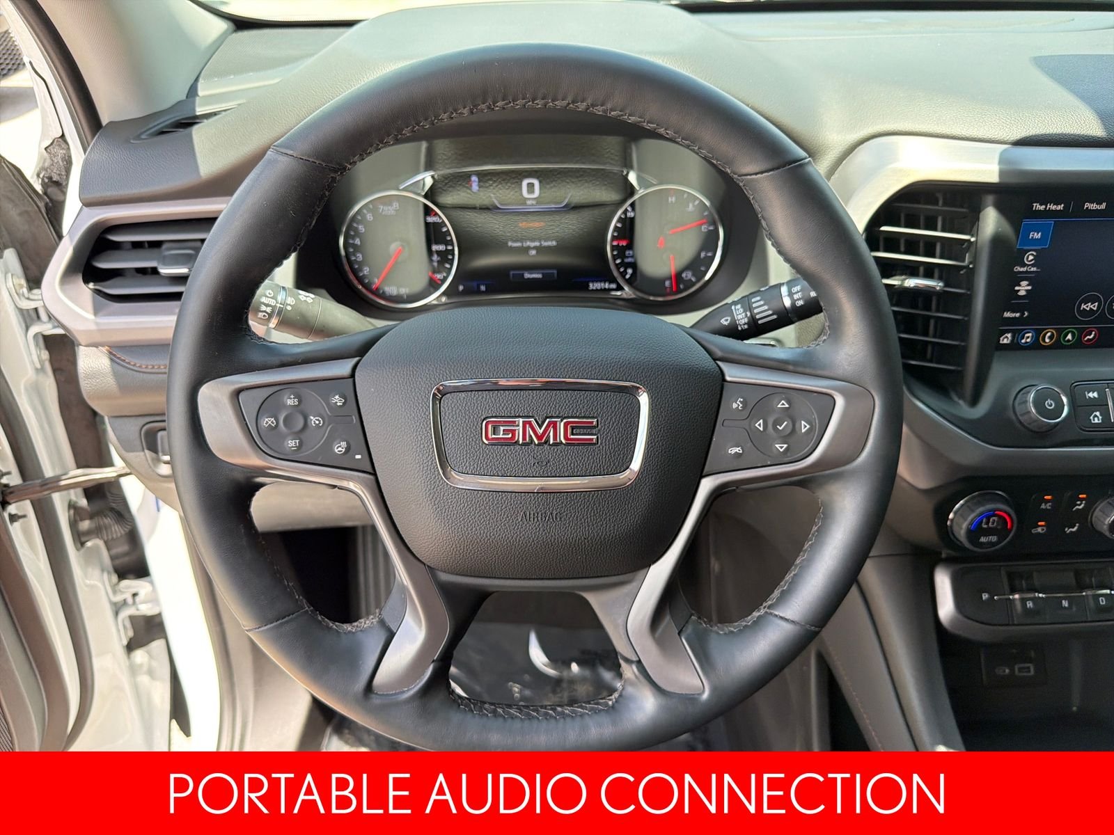 Used 2023 White GMC AT4 image 13