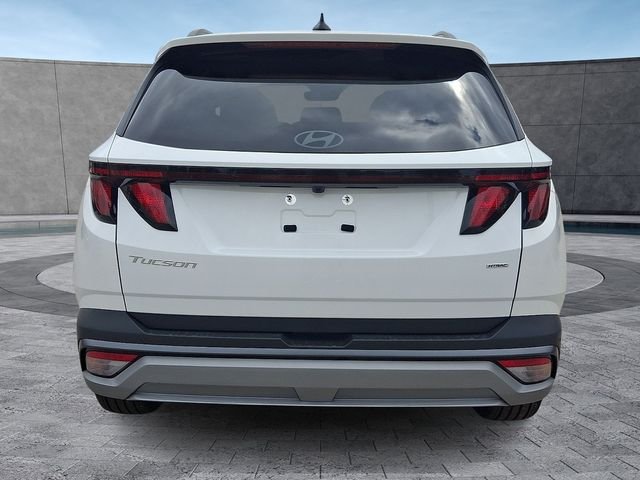 New 2026 White Hyundai SEL Plus image 6