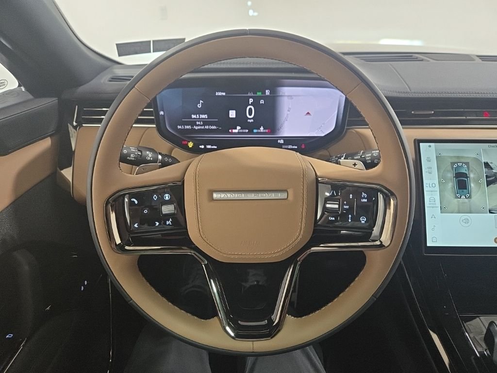 New 2026 British Racing Green Land Rover Dynamic SE image 13